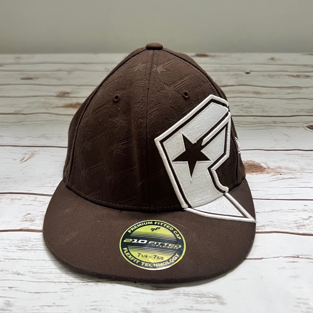 Famous Stars and Straps 210 Fitted Hat Brown Star Pattern 7 1/4 - 7 5/8